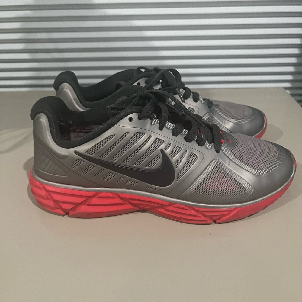 Nike Air Lunar Victory 454130-004 SPACE GRAY (GREY)/WATERMELON 2011